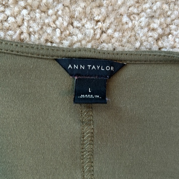 Ann Taylor flutter sleeve wrap shirt size L - Picture 2 of 4